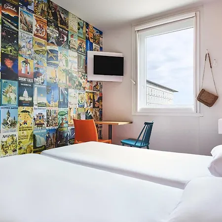 Hotelf1 Toulon Est Hotel *
